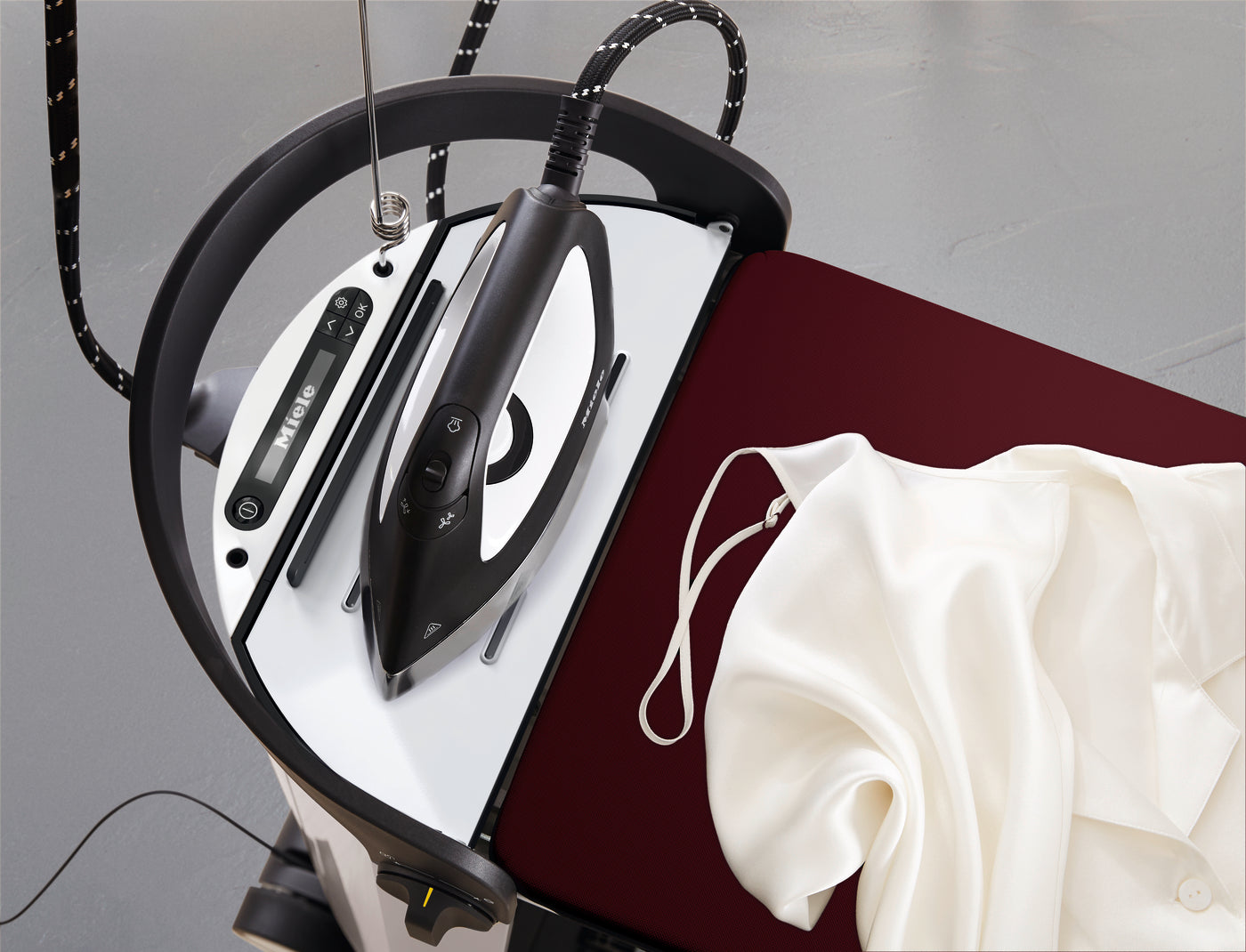 Гладильная система B4847 Miele