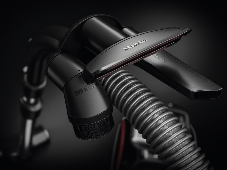 Пылесос Miele SNRF0 Boost CX1 чёрный обсидиан