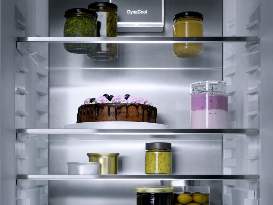 Встраиваемый холодильник Miele K7797C R