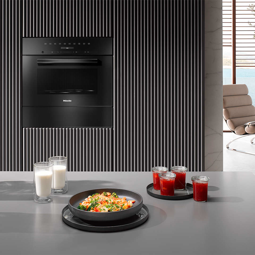 Микроволновая печь Miele M7244TC OBSW черный обсидиан