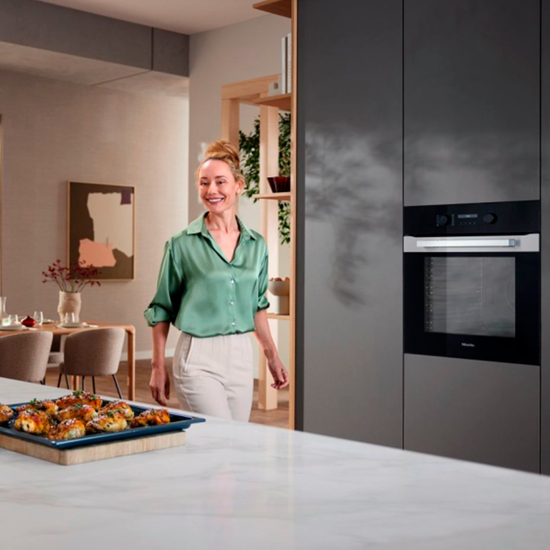 Духовой шкаф Miele H2861B CLST сталь