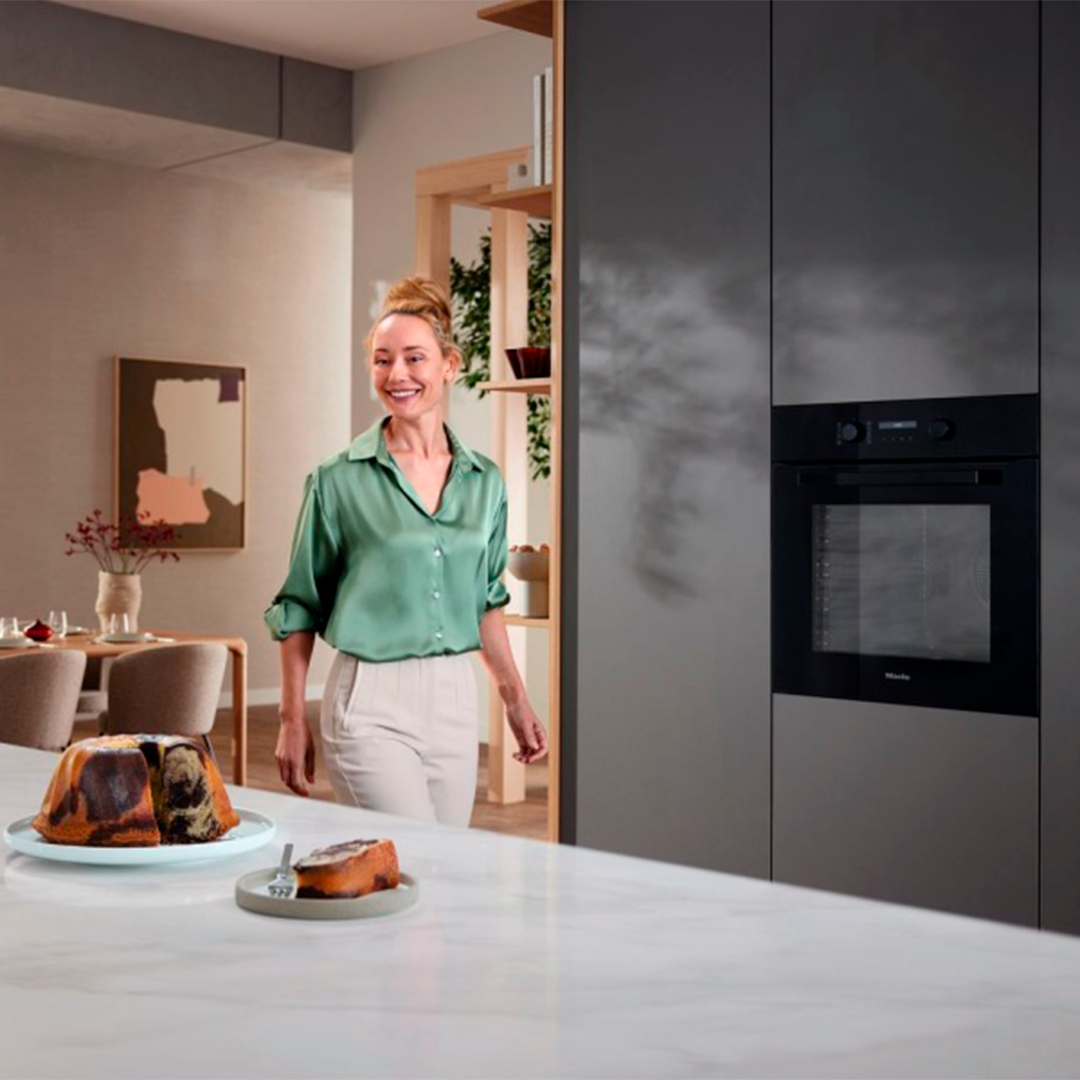 Духовой шкаф Miele H2861B OBSW черный обсидиан